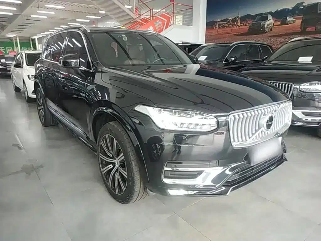 2021 Volvo XC90 B6 Inscription Luxury Edition 7-seater — миниатюра 4