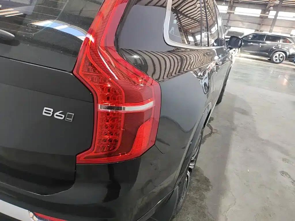 2021 Volvo XC90 B6 Inscription Luxury Edition 7-seater — миниатюра 24