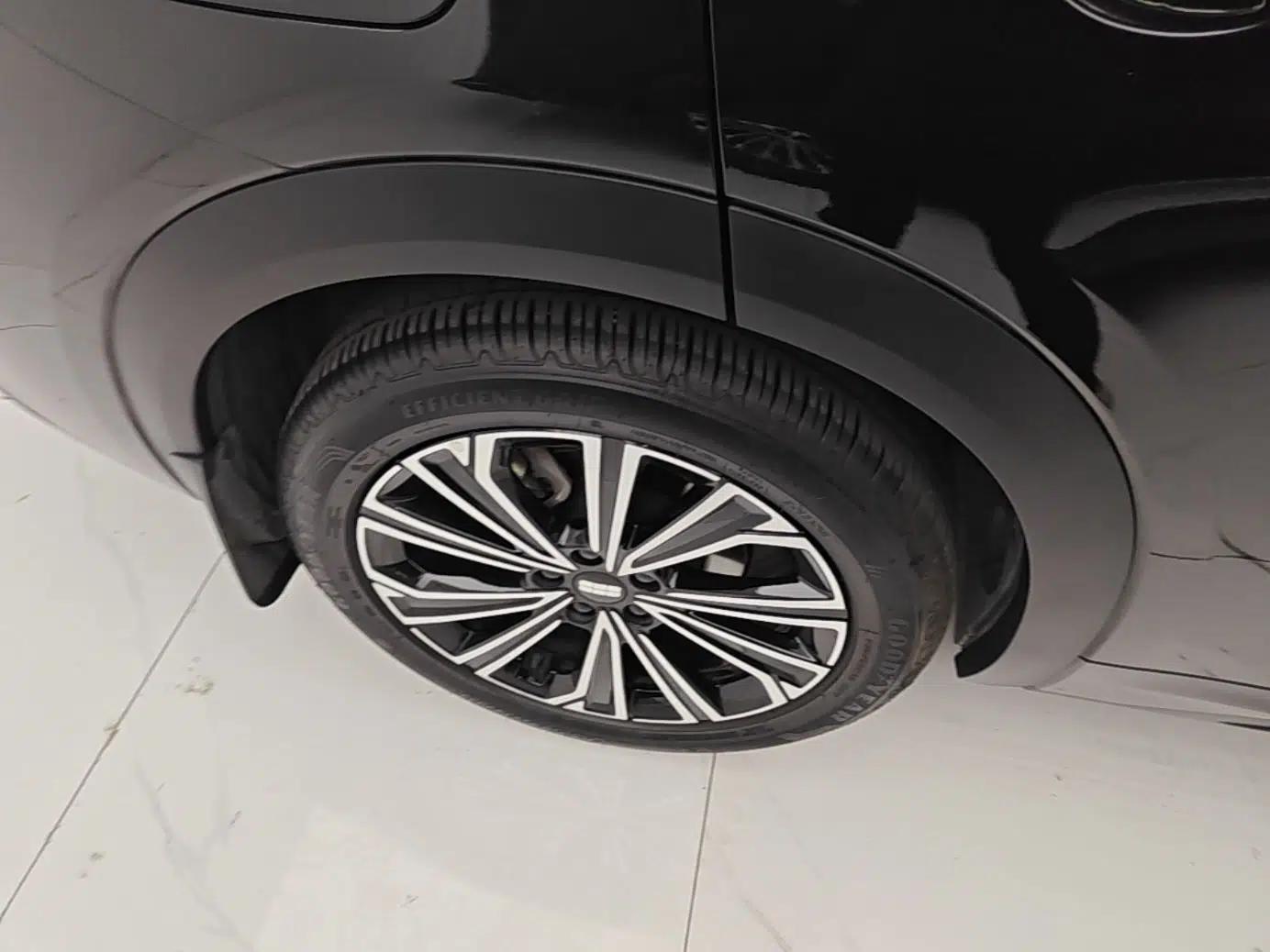 Geely Galaxy Xingjian 7 EM-i 2025 120km Navigator Edition — миниатюра 11