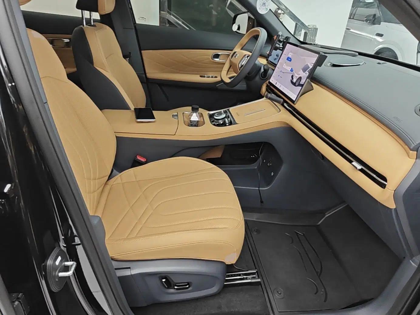 Geely Galaxy Xingjian 7 EM-i 2025 120km Navigator Edition — миниатюра 19