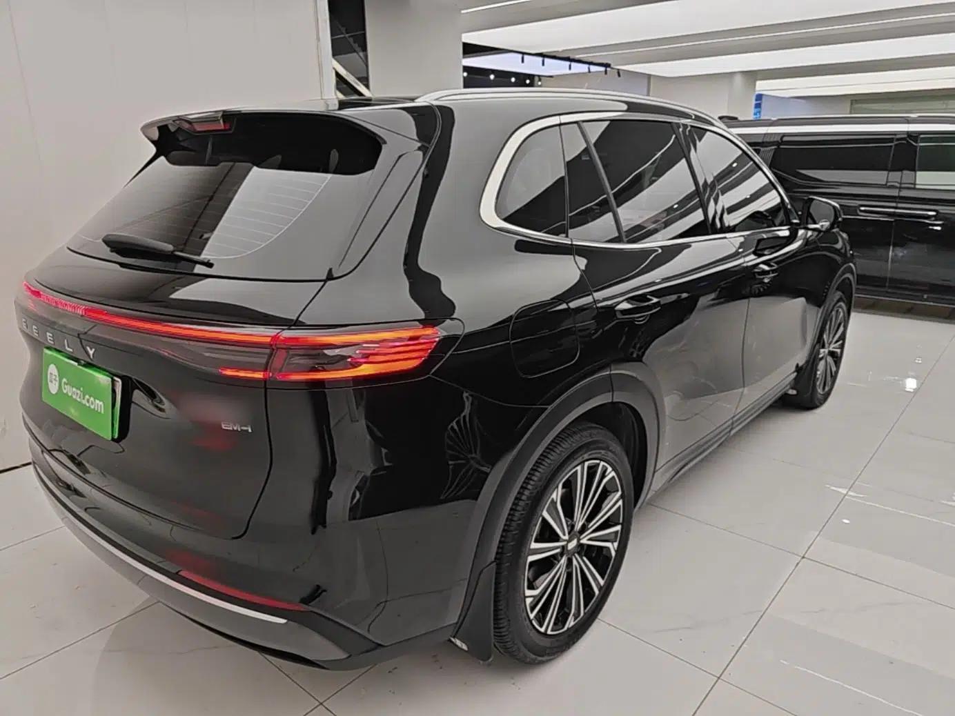 Geely Galaxy Xingjian 7 EM-i 2025 120km Navigator Edition — миниатюра 6