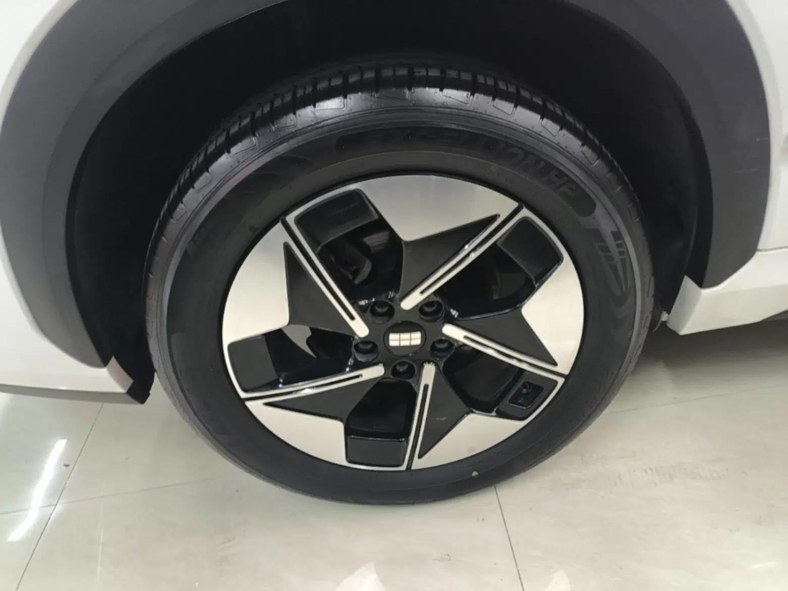 Geely Galaxy E5 2024 440km Exploration Version — миниатюра 11