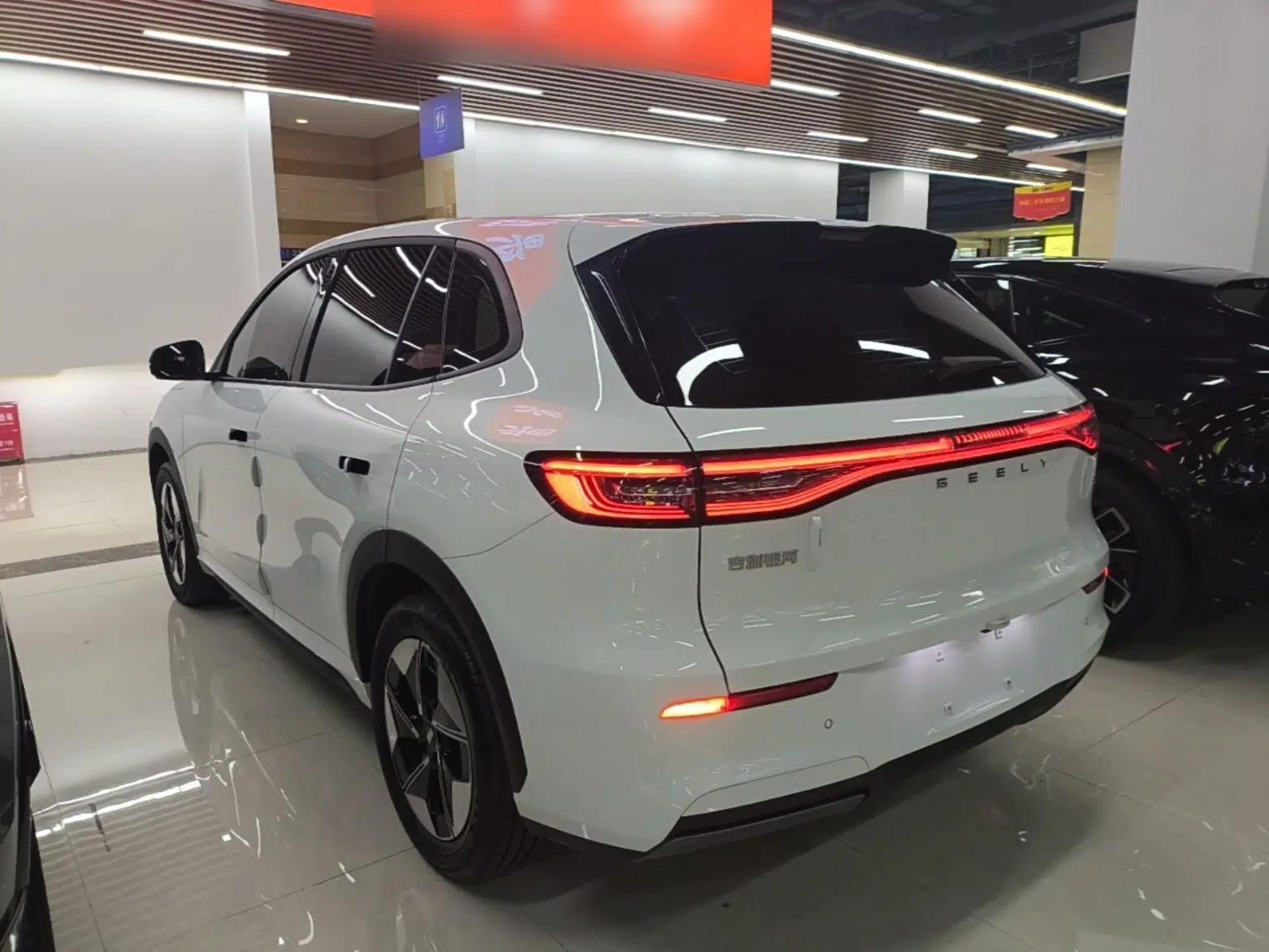 Geely Galaxy E5 2024 440km Exploration Version — миниатюра 4