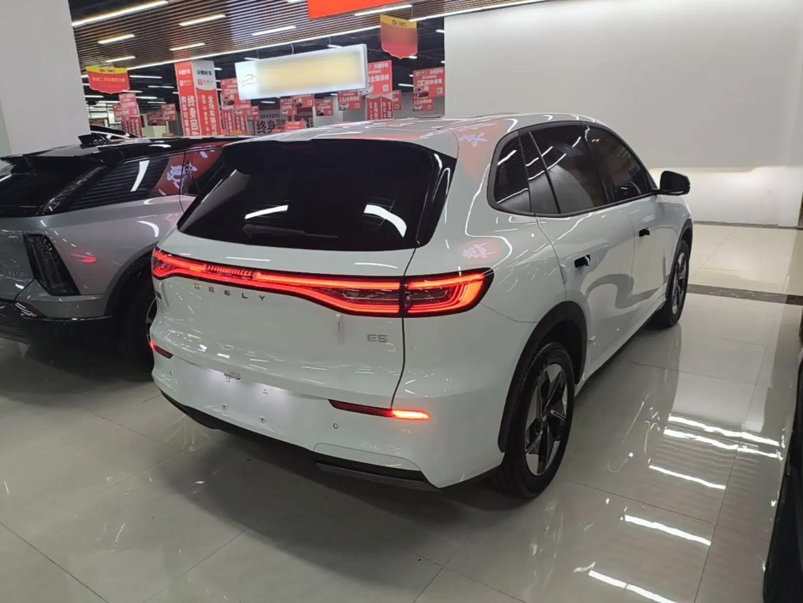 Geely Galaxy E5 2024 440km Exploration Version — миниатюра 6
