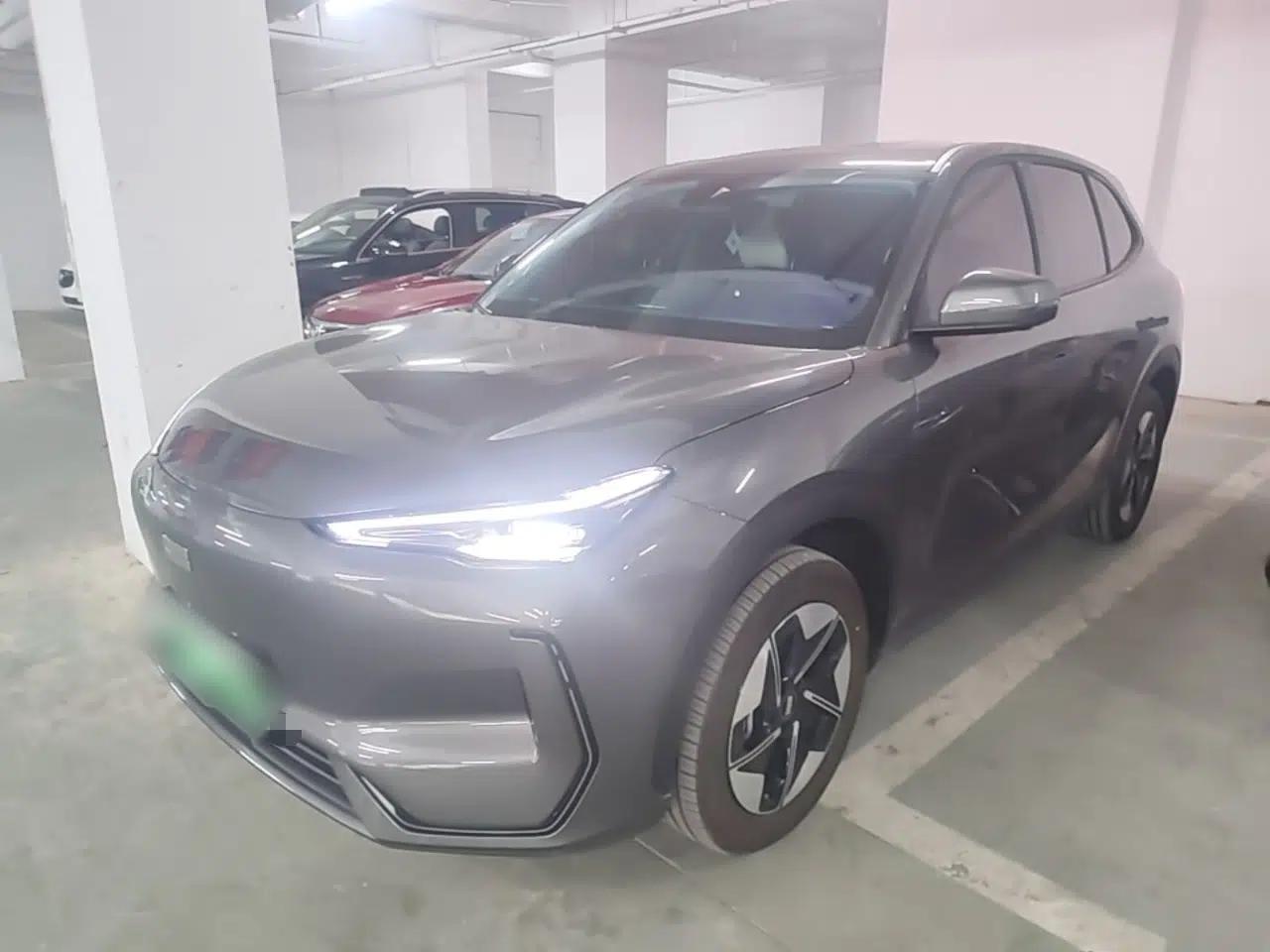 Geely Galaxy E5 2024 440km Launch Edition — миниатюра 1