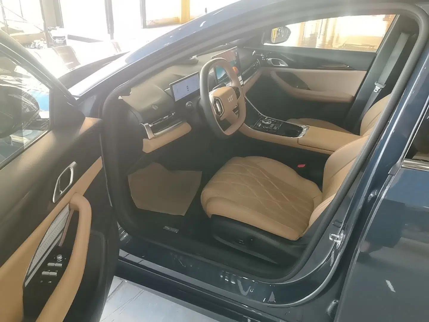 Geely Galaxy A7 2025 Model EM-i 150km Starship Edition — миниатюра 18