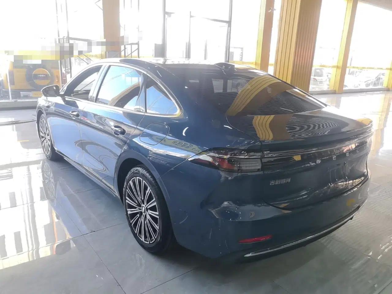 Geely Galaxy A7 2025 Model EM-i 150km Starship Edition — миниатюра 4