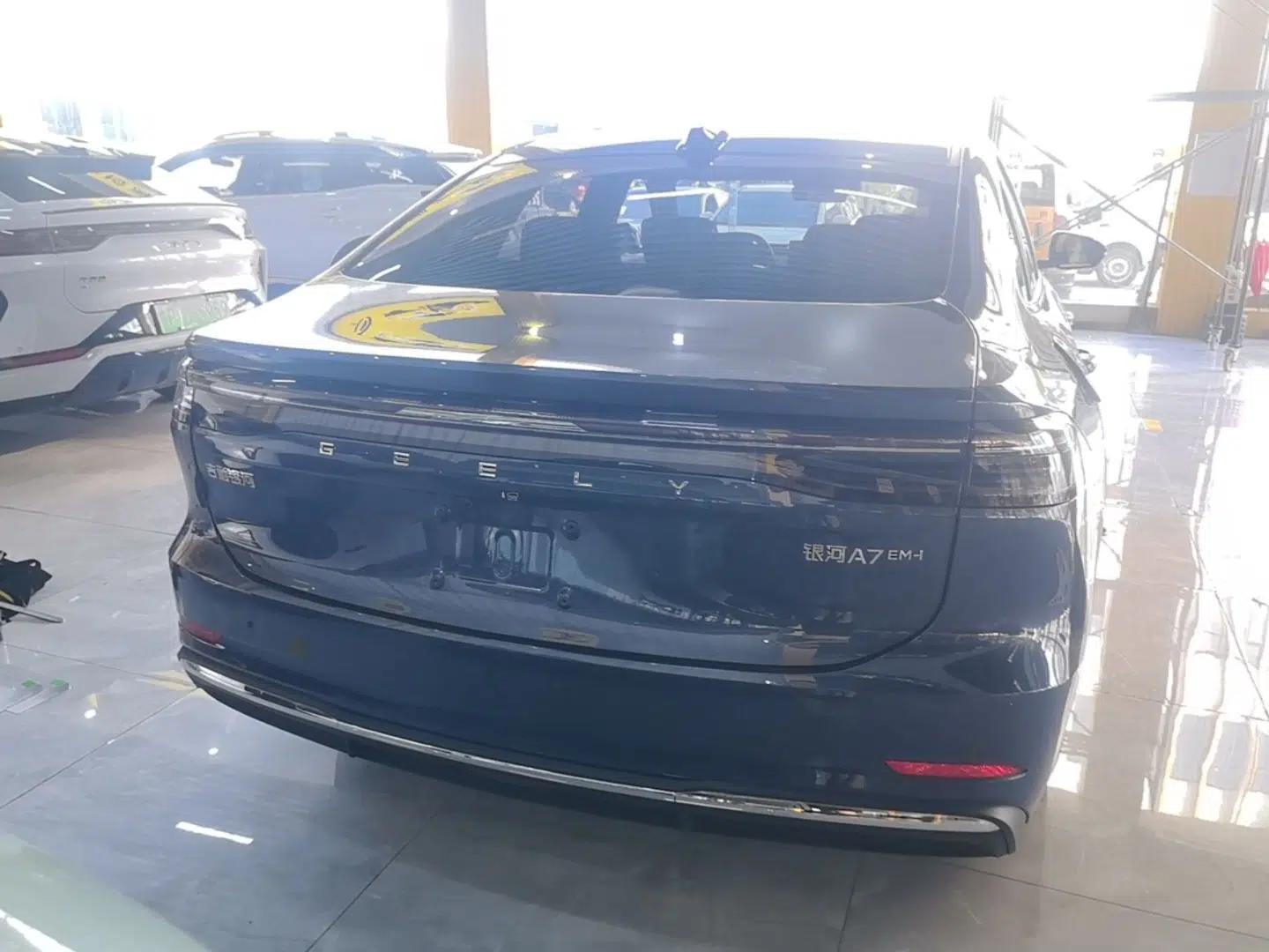 Geely Galaxy A7 2025 Model EM-i 150km Starship Edition — миниатюра 5