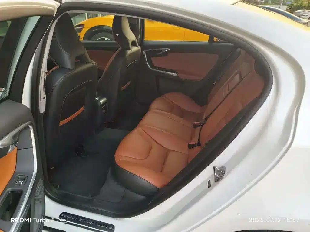 2018 Volvo S60 S60L T3 Smart Edition — миниатюра 7