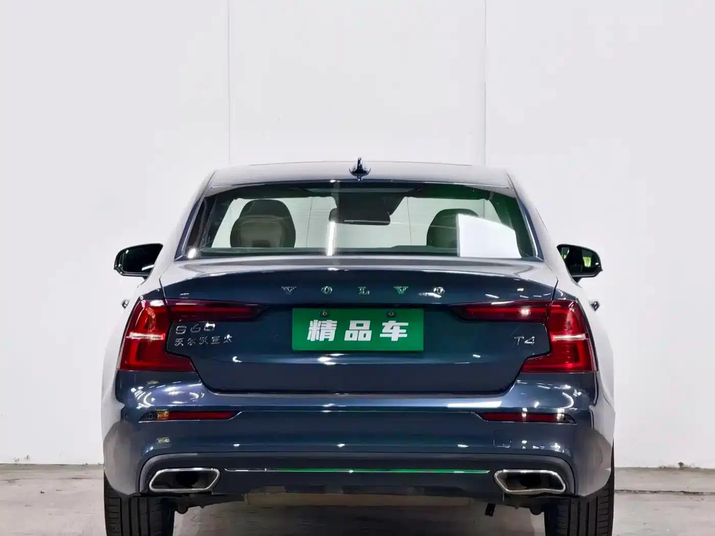 2021 Volvo S60 T4 Inscription Luxury Edition — миниатюра 5