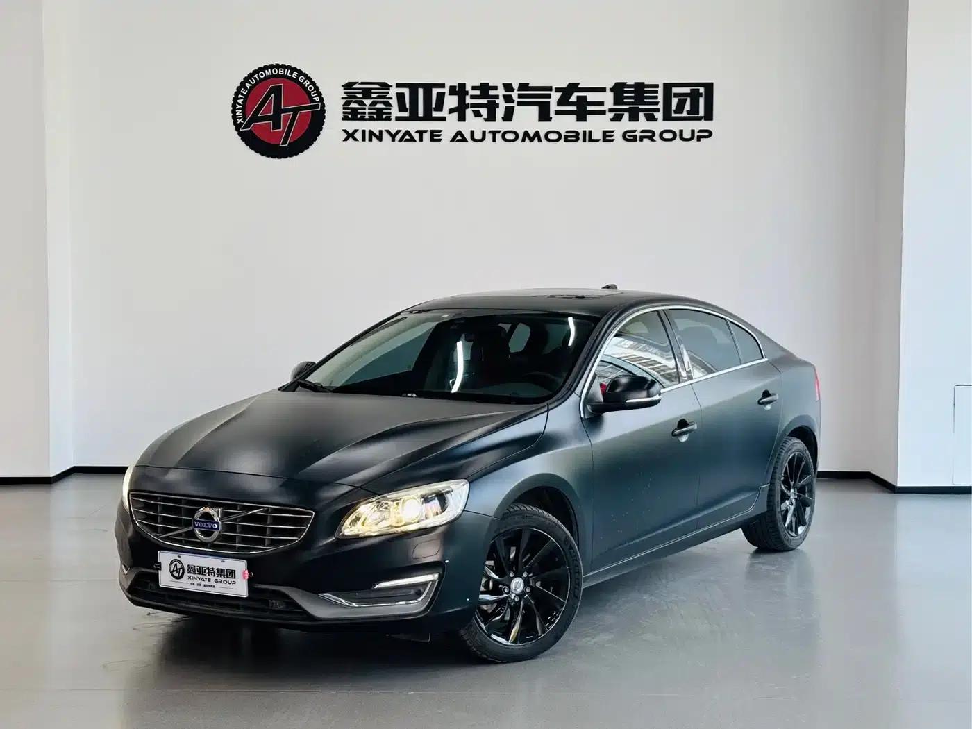 2017 Volvo S60L T4 Smart Edition — миниатюра 1