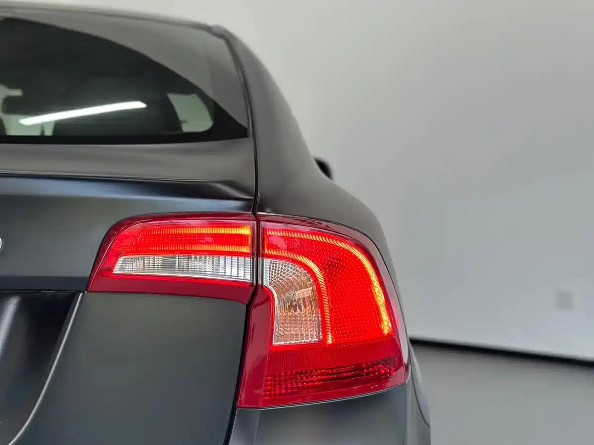 2017 Volvo S60L T4 Smart Edition — миниатюра 20
