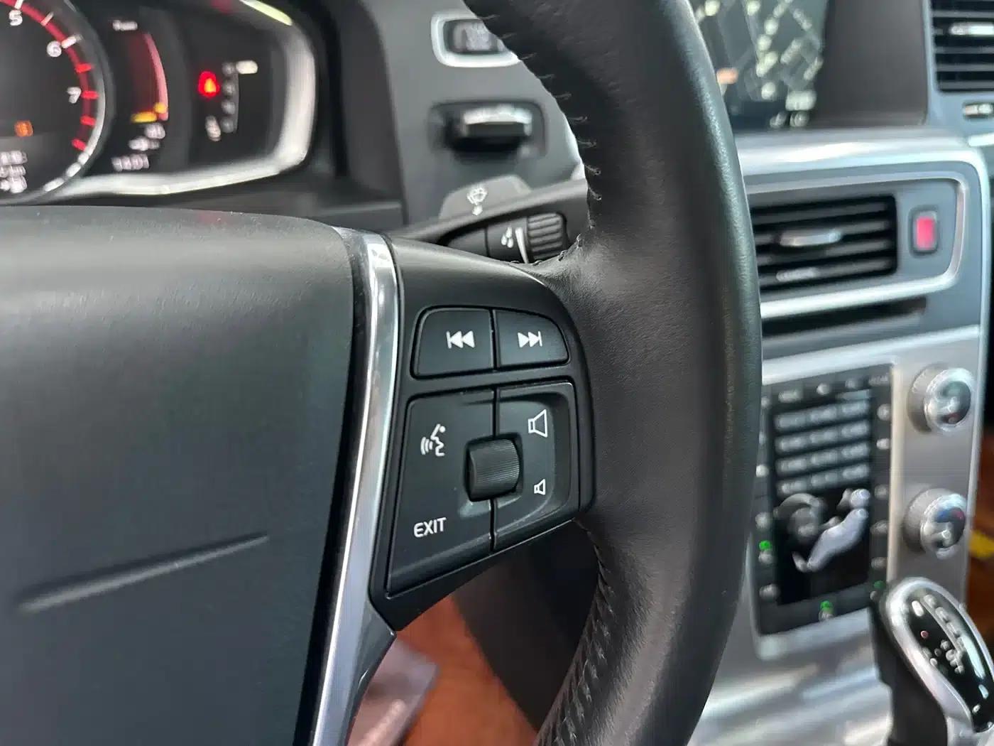 2017 Volvo S60L T4 Smart Edition — миниатюра 6