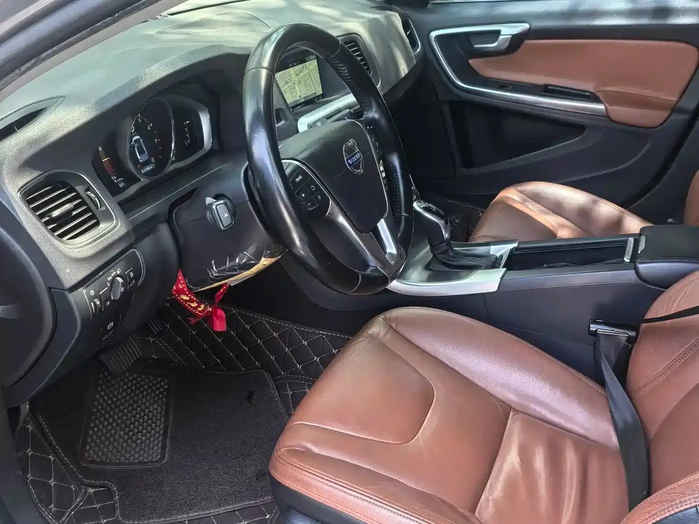 2015 Volvo S60 S60L T5 Smart Edition — миниатюра 7