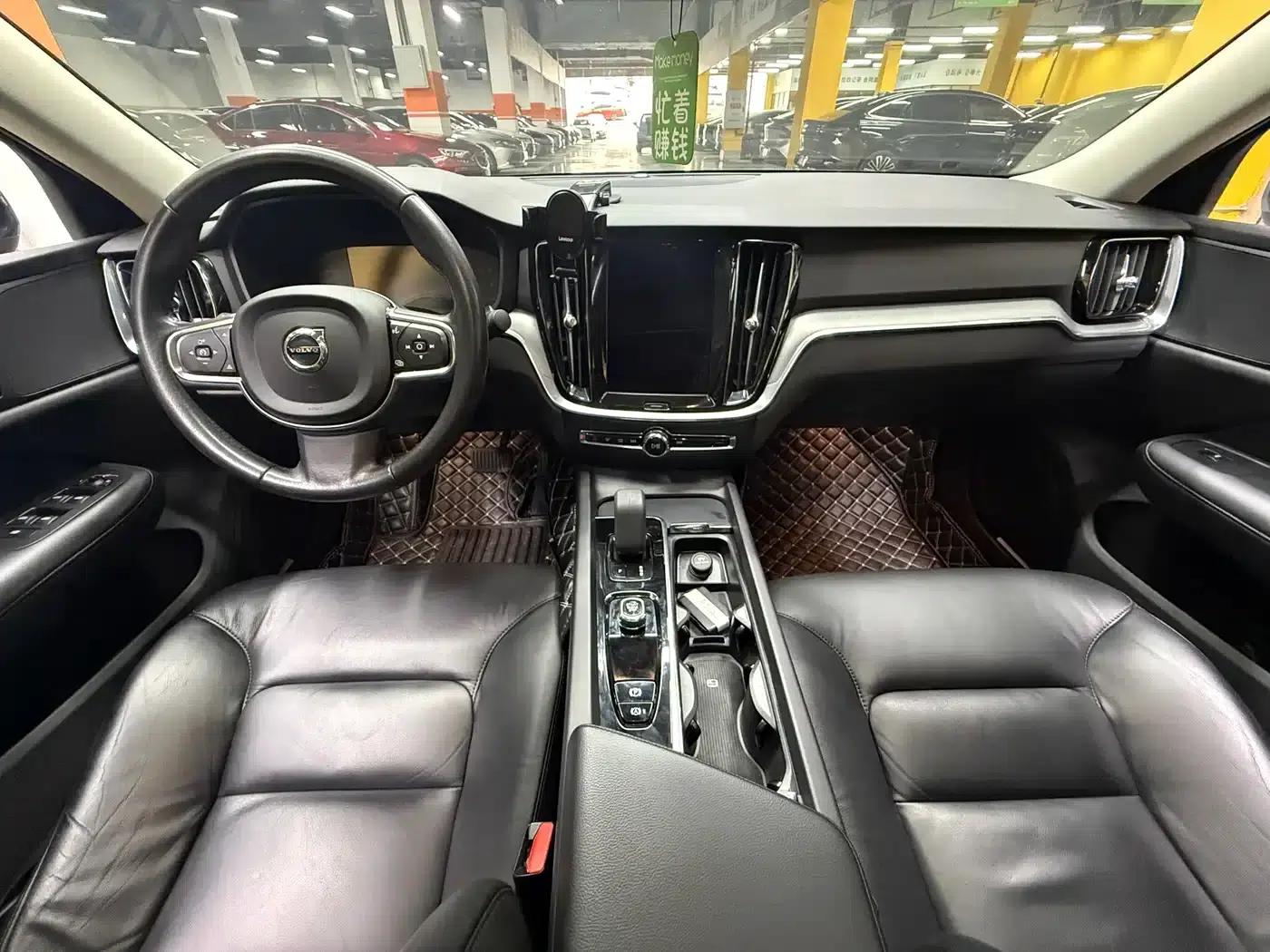 2022 Volvo S60 B4 Smart Luxury Edition — миниатюра 11