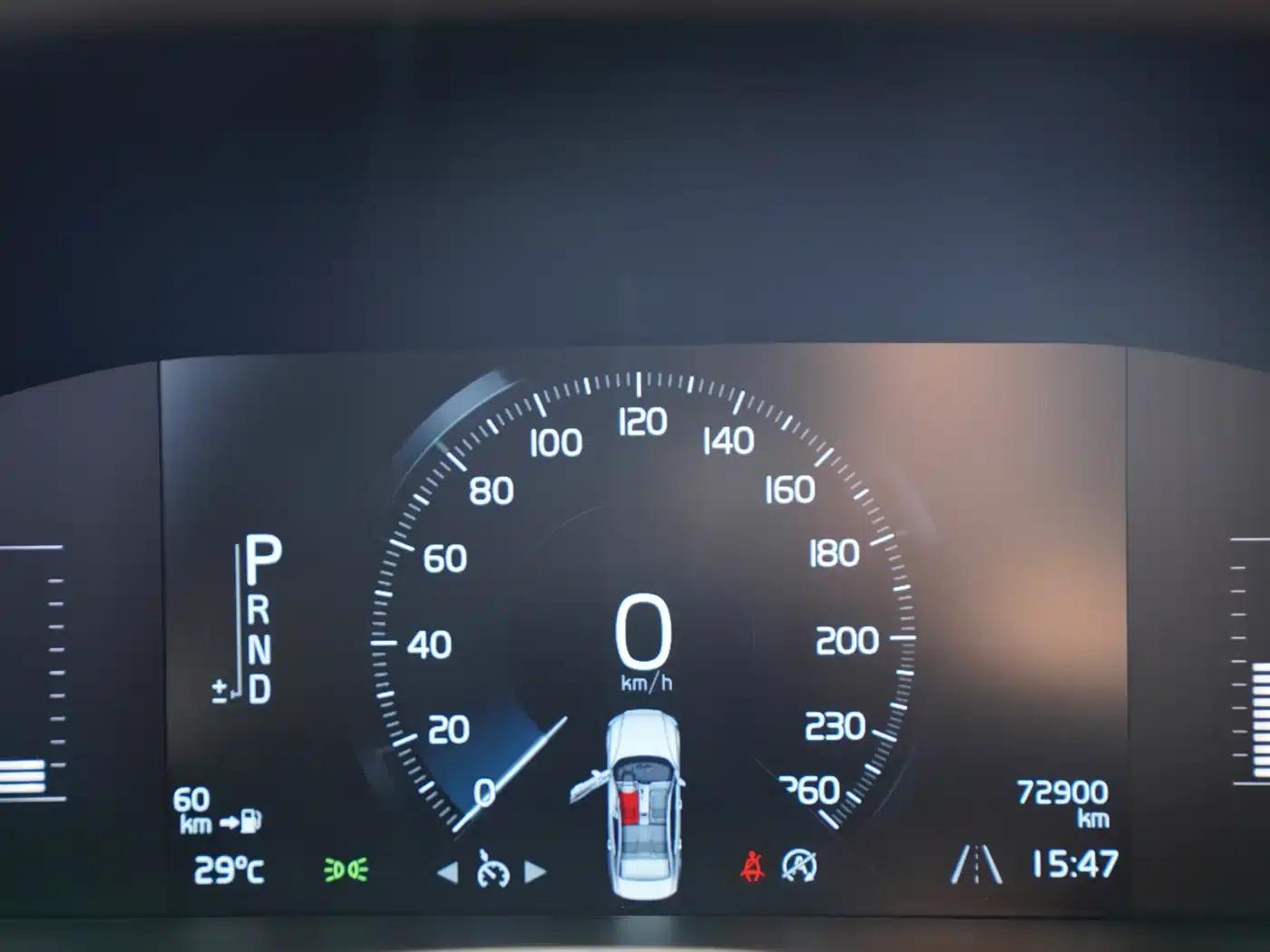 2020 Volvo S60 T4 Inscription Luxury Edition — миниатюра 5