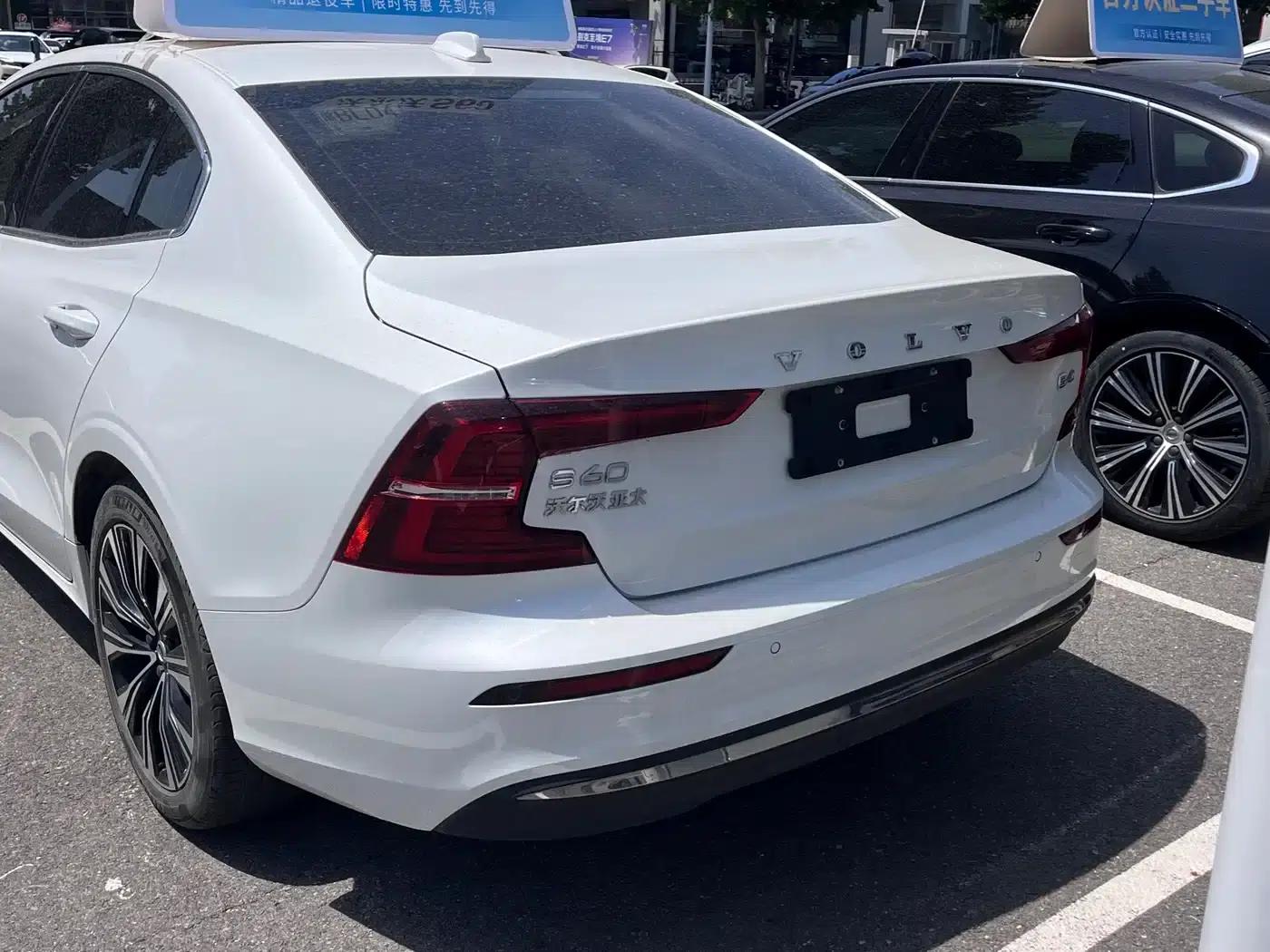2024 Volvo S60 B4 Smart Luxury Edition — миниатюра 7