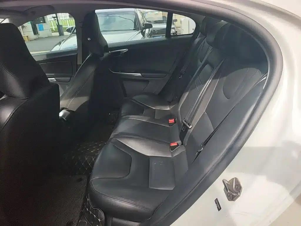 2018 Volvo S60 S60L T4 Smart Edition — миниатюра 17