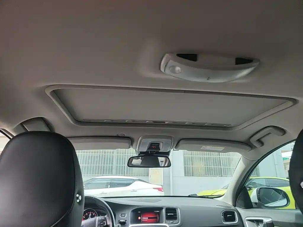 2018 Volvo S60 S60L T4 Smart Edition — миниатюра 18