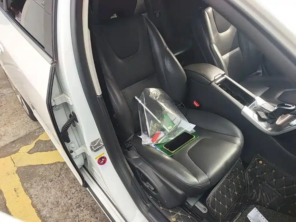 2018 Volvo S60 S60L T4 Smart Edition — миниатюра 25