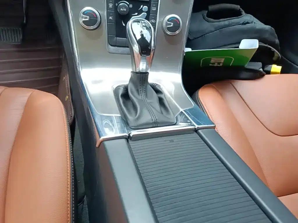 2019 Volvo S60 S60L Facelift T5 Smart Advanced Edition — миниатюра 14