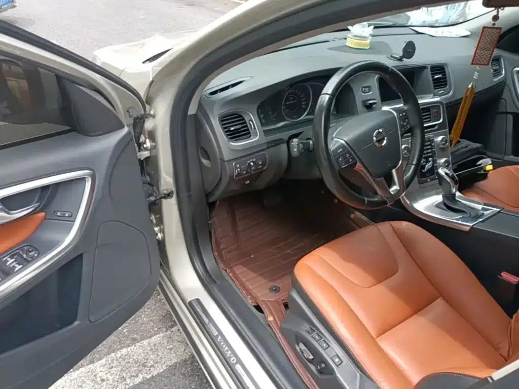 2019 Volvo S60 S60L Facelift T5 Smart Advanced Edition — миниатюра 16