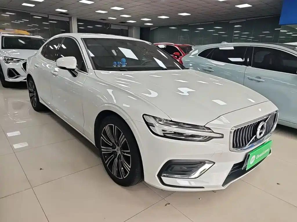 Volvo S60 2020 T4 Smart Luxury Edition — миниатюра 4