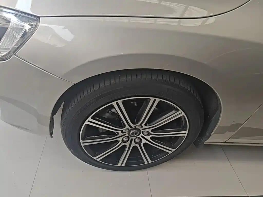 2019 Volvo S60, S60L Facelift, T5 Smart Elite Edition — миниатюра 23