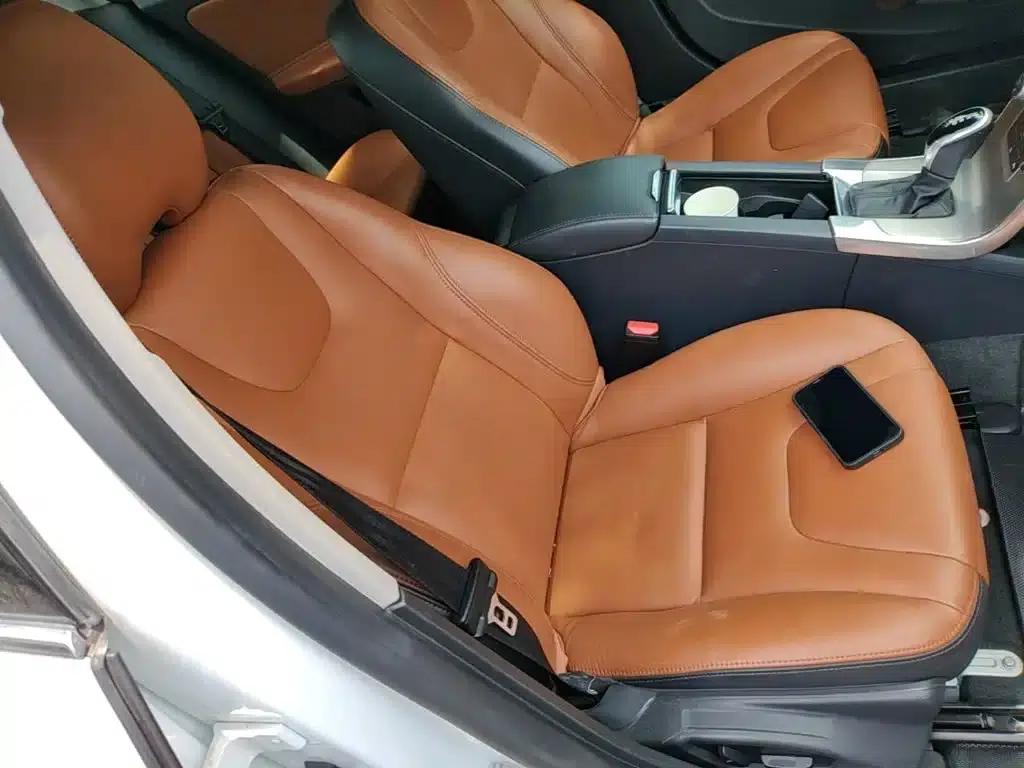 2018 Volvo S60 S60L T4 Smart Edition — миниатюра 25