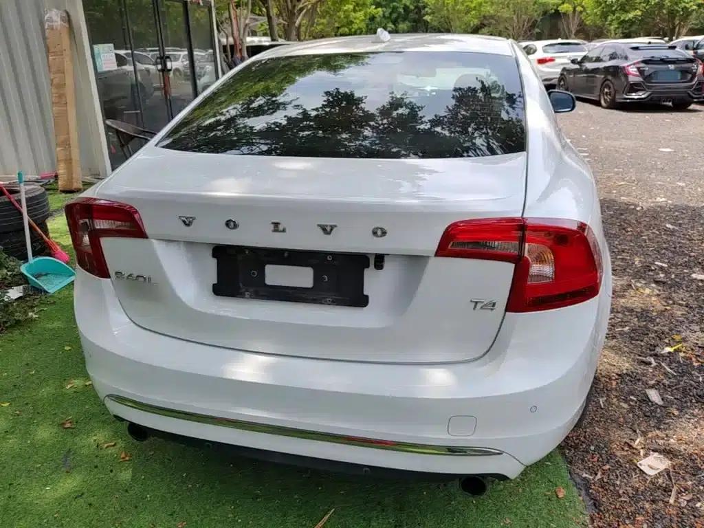 2018 Volvo S60 S60L T4 Smart Edition — миниатюра 6