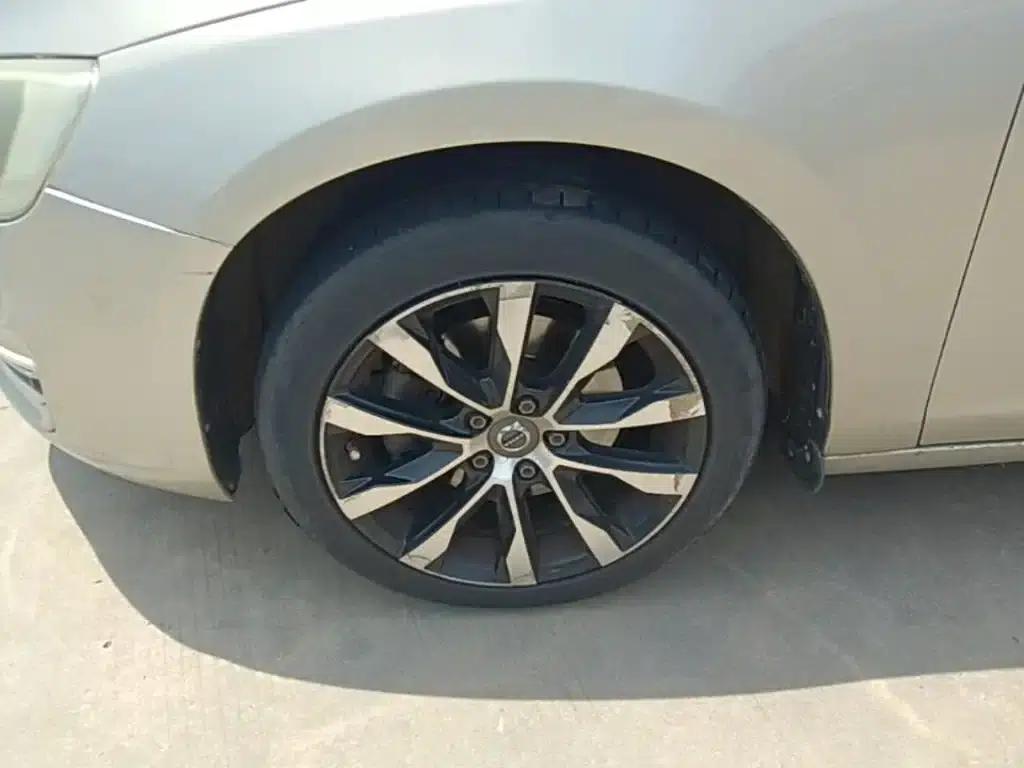 2018 Volvo S60 S60L T3 Smart Progressive Edition — миниатюра 23