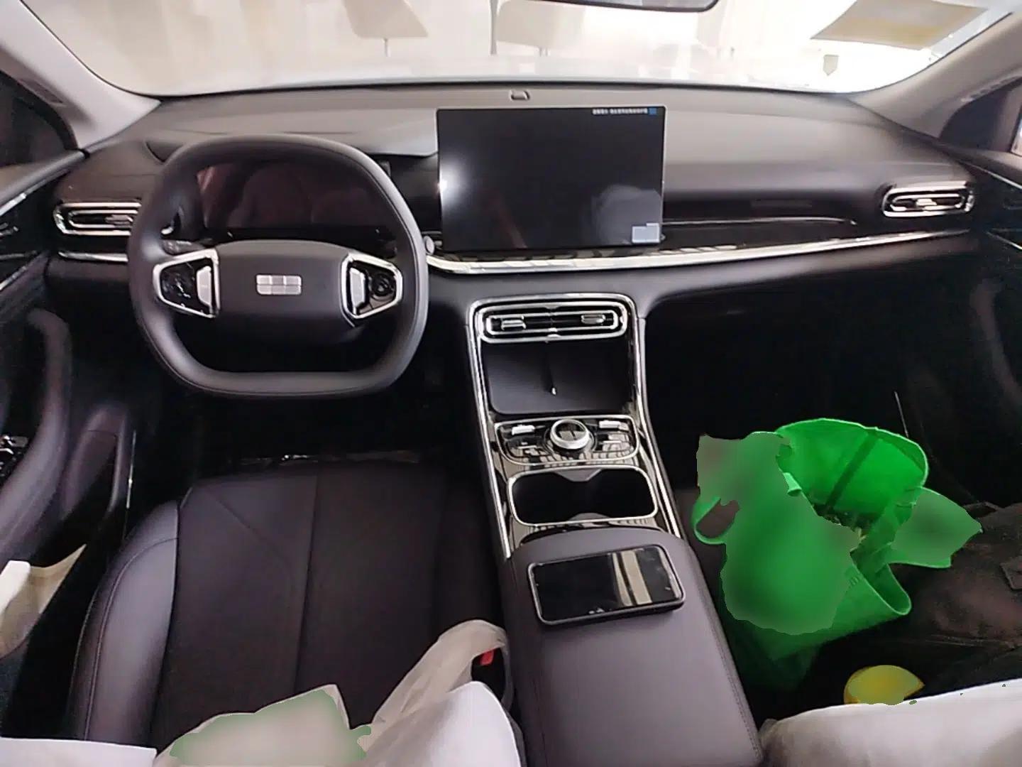 Geely Galaxy Stellar 6 2026 Model 125km Long-range Edition — миниатюра 12