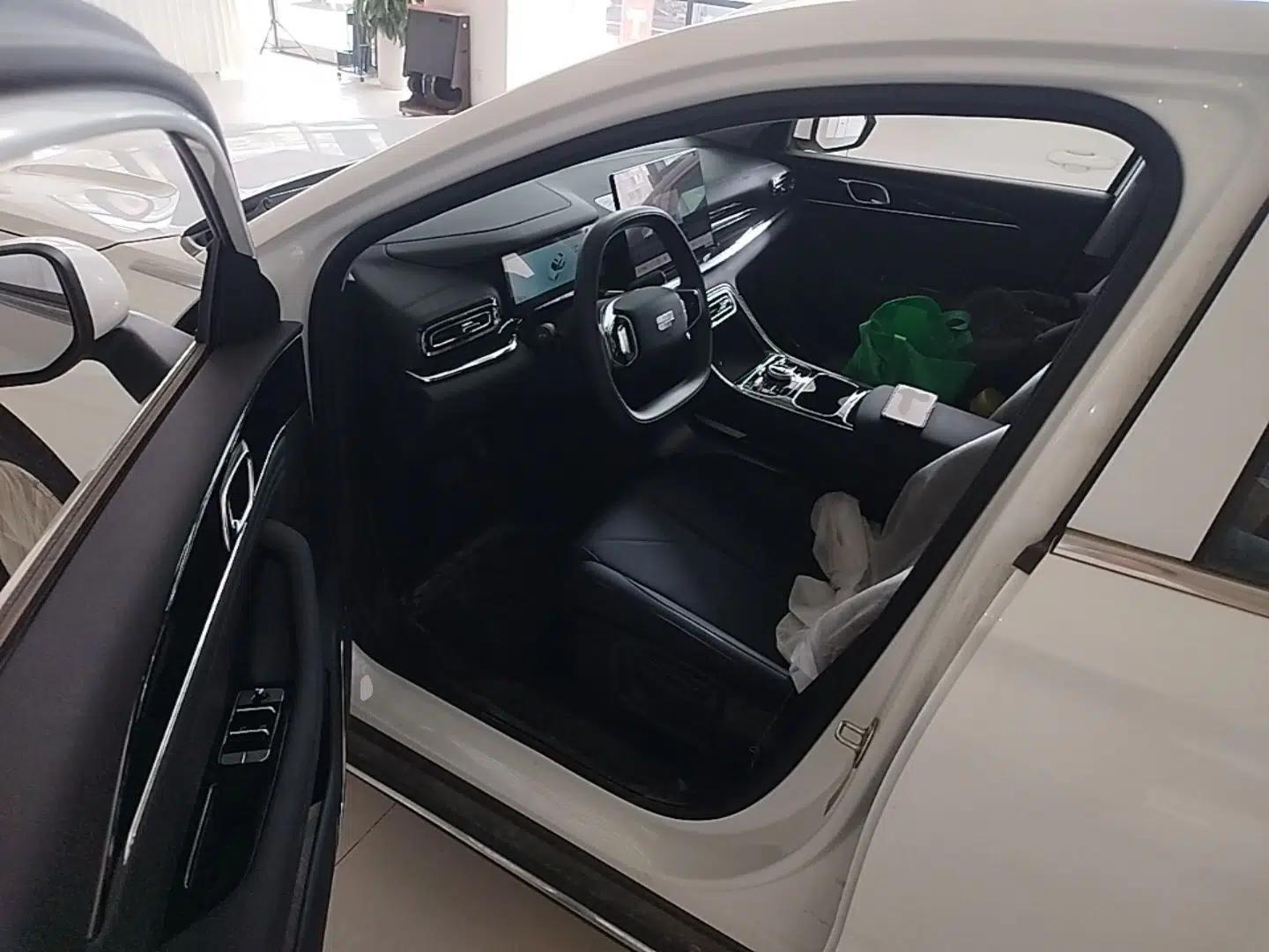 Geely Galaxy Stellar 6 2026 Model 125km Long-range Edition — миниатюра 18