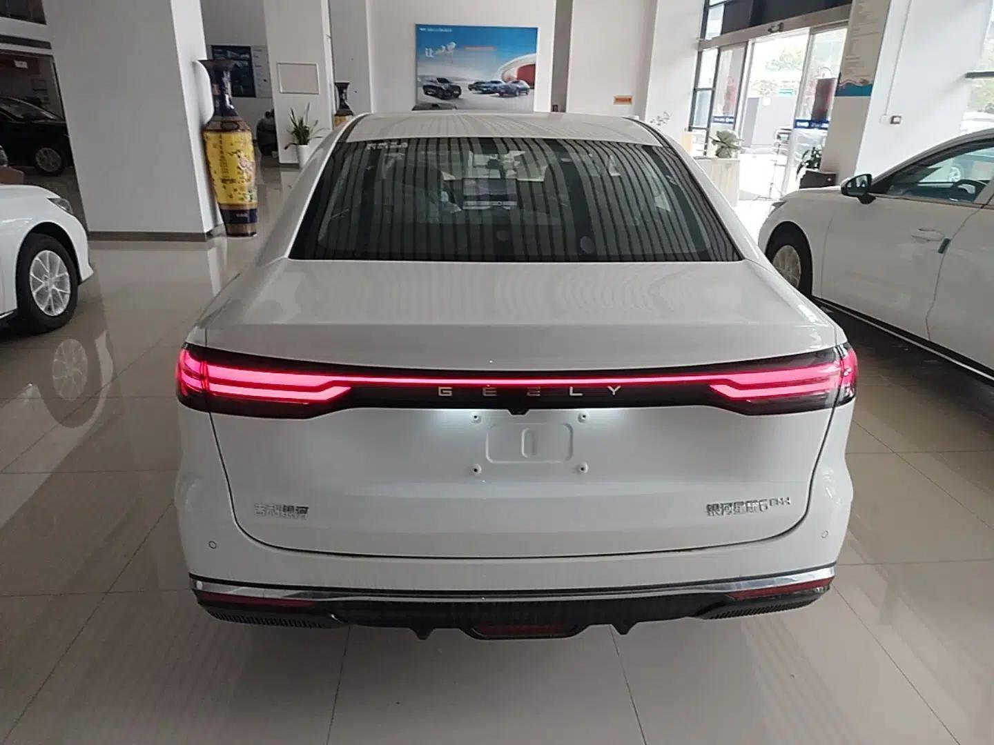 Geely Galaxy Stellar 6 2026 Model 125km Long-range Edition — миниатюра 5