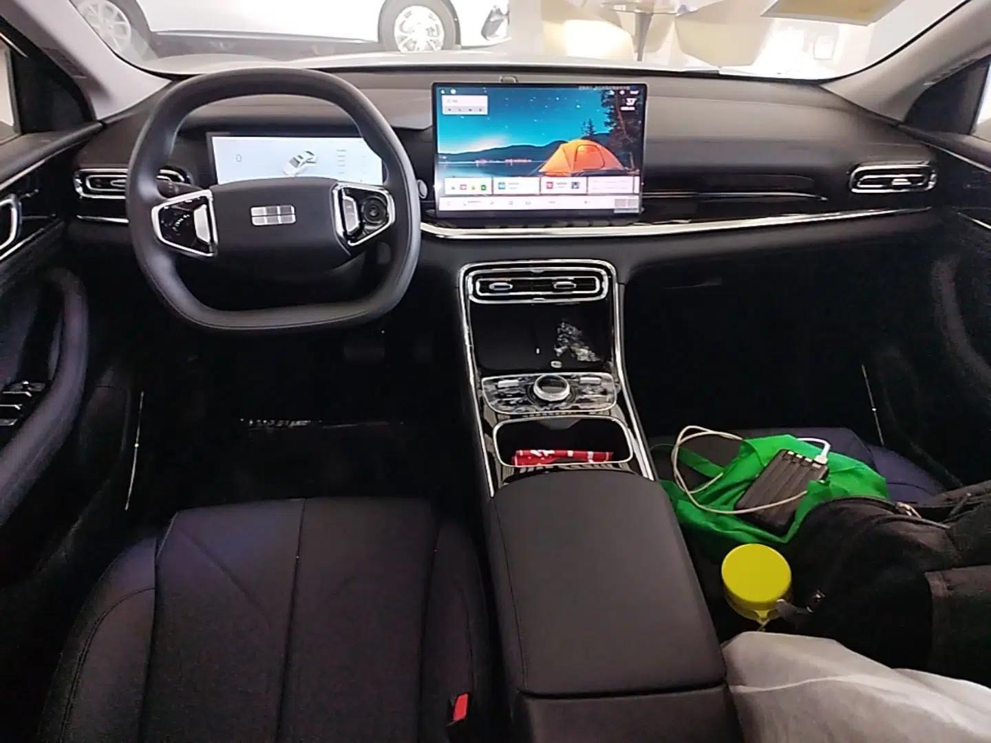 Geely Galaxy Stellar 6 2026 Model 125km Long-range Edition — миниатюра 12