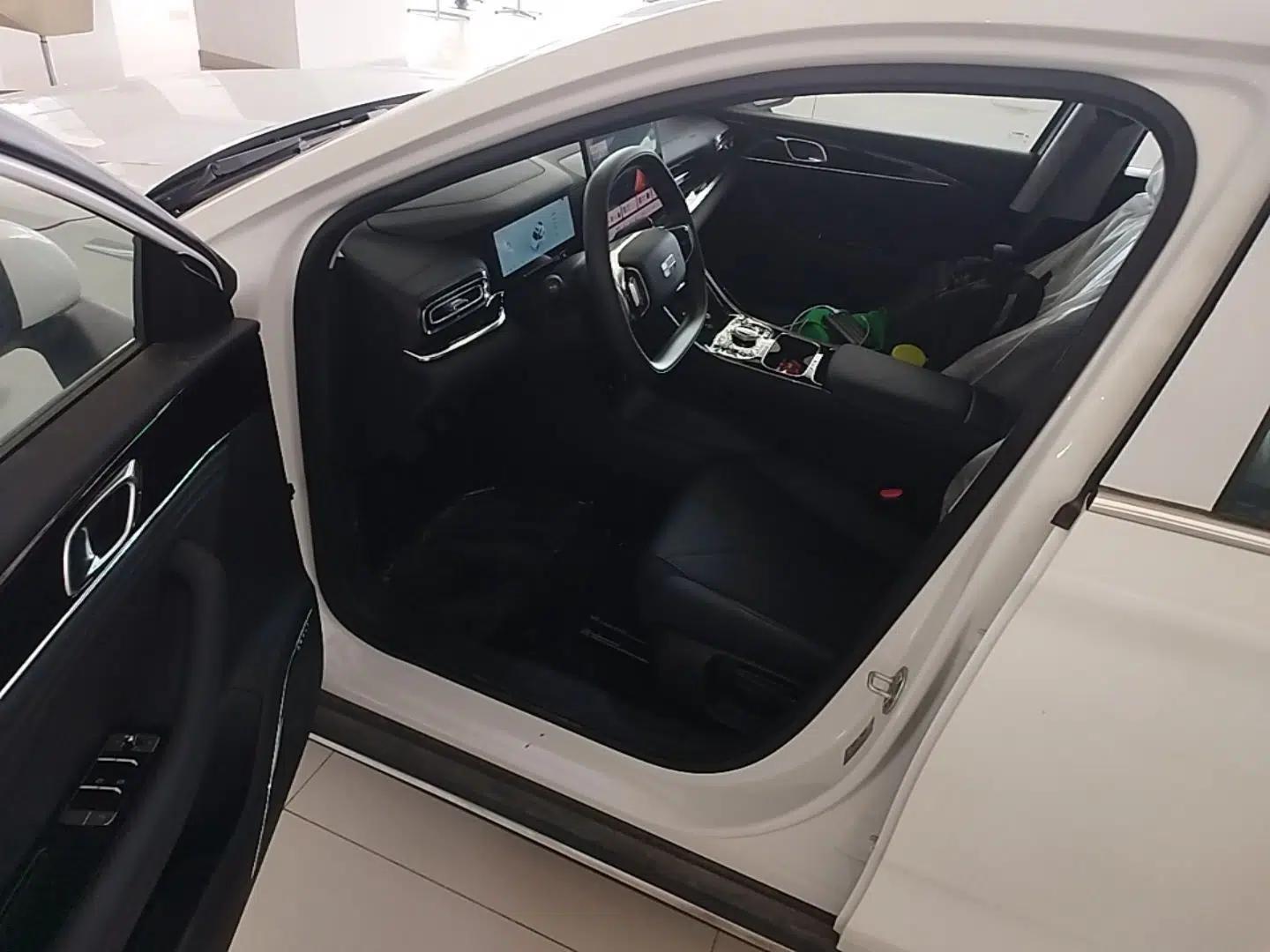 Geely Galaxy Stellar 6 2026 Model 125km Long-range Edition — миниатюра 18