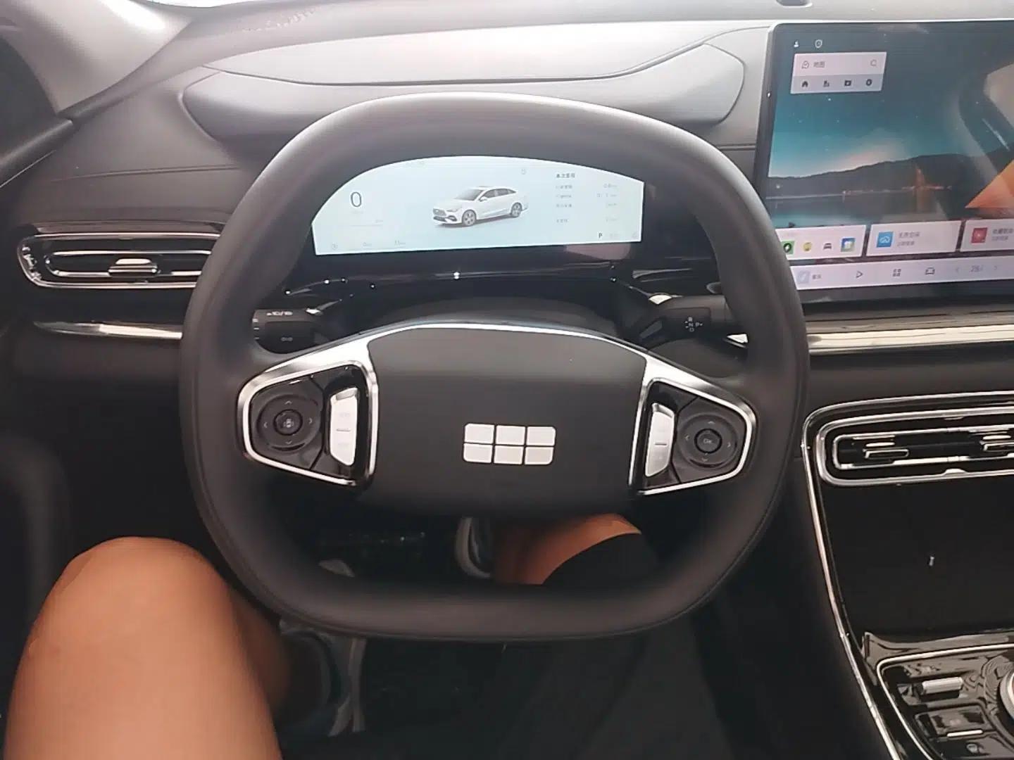 Geely Galaxy Stellar 6 2026 Model 125km Long-range Edition — миниатюра 13