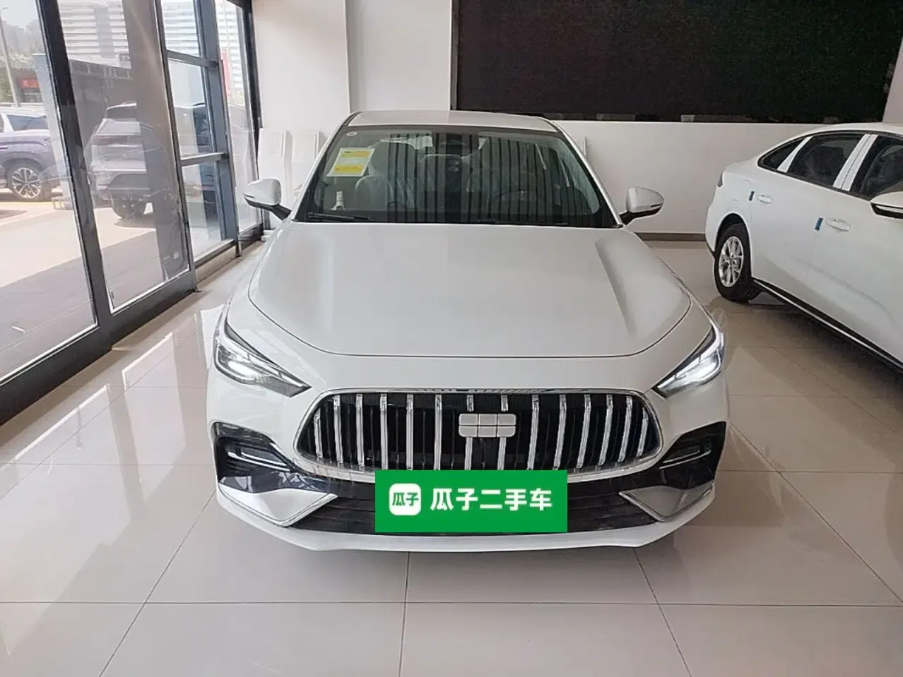 Geely Galaxy Stellar 6 2026 Model 125km Long-range Edition — миниатюра 2