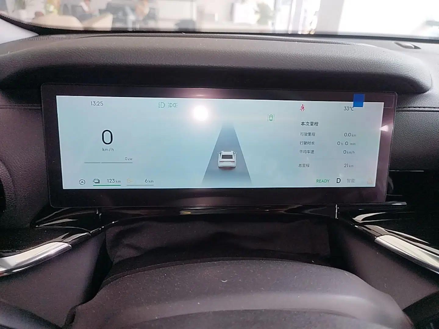 Geely Galaxy Stellar 6 2026 Model 125km Long-range Edition — миниатюра 14