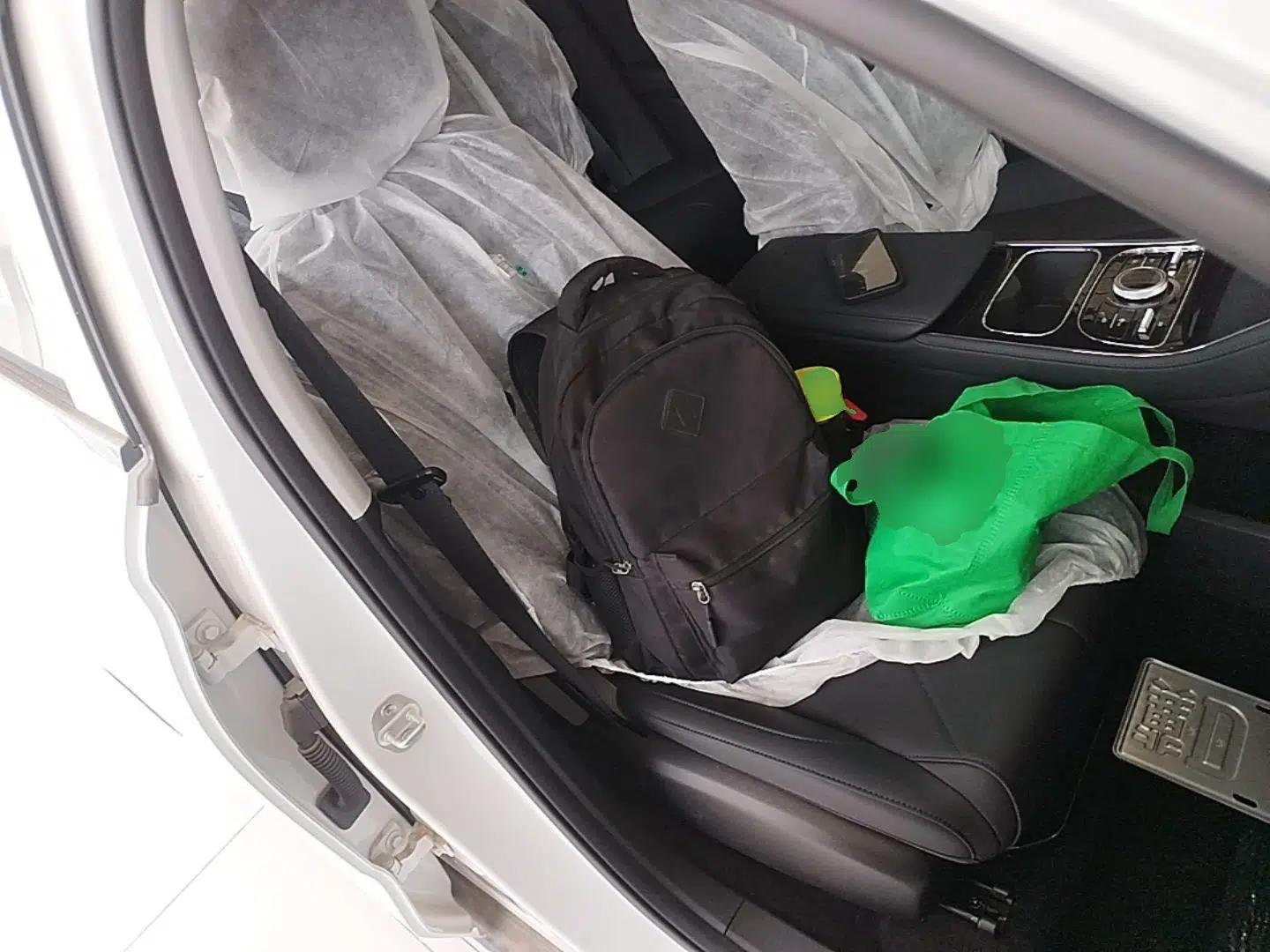 Geely Galaxy Stellar 6 2026 Model 125km Long-range Edition — миниатюра 19