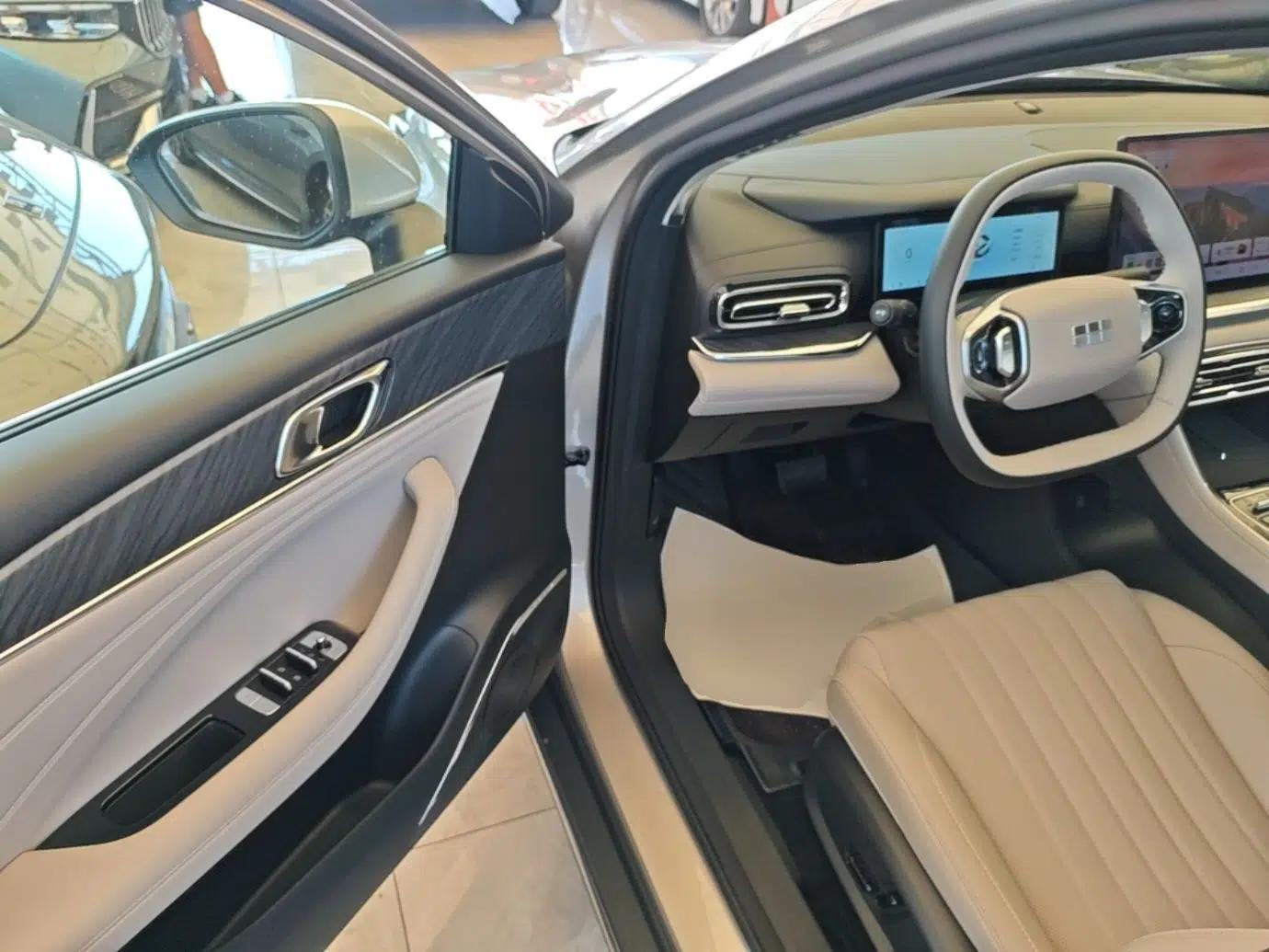Geely Galaxy Stellar 6 2026 Model 125km Exploration+ Edition — миниатюра 18