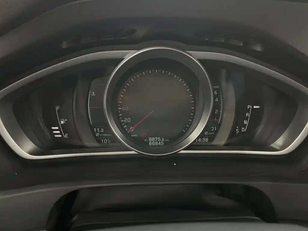 2016 Volvo V40 T3 Smart Edition — миниатюра 12