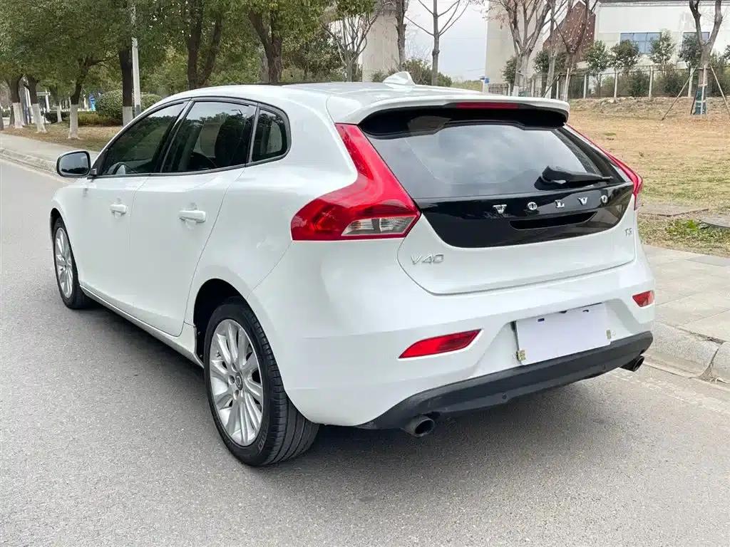 2016 Volvo V40 T3 Smart Edition — миниатюра 5