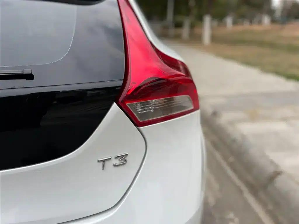 2016 Volvo V40 T3 Smart Edition — миниатюра 8