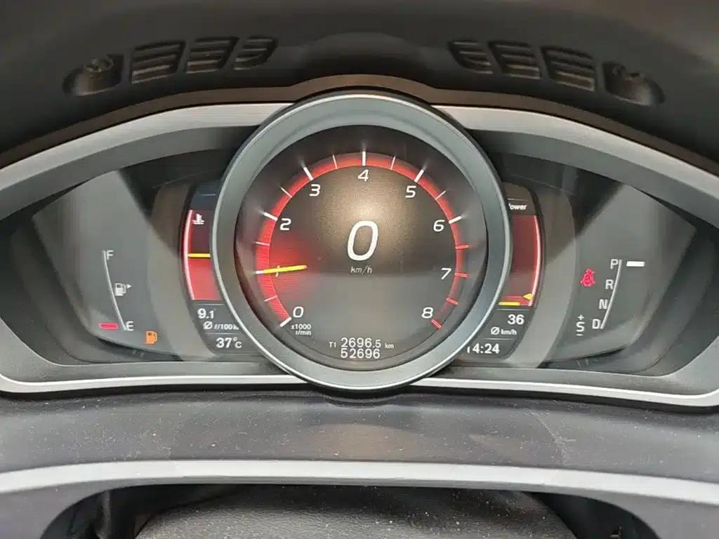2018 Volvo V40 T3 Smart Edition — миниатюра 12