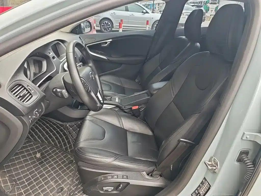 2018 Volvo V40 T3 Smart Edition — миниатюра 15