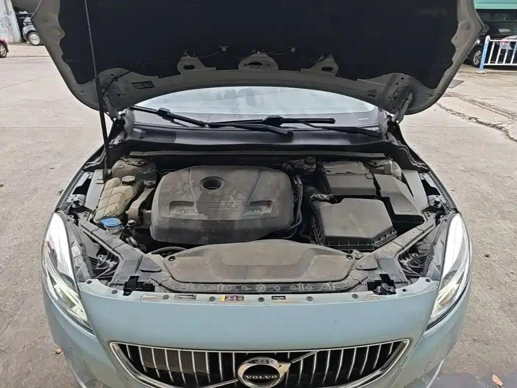 2018 Volvo V40 T3 Smart Edition — миниатюра 20