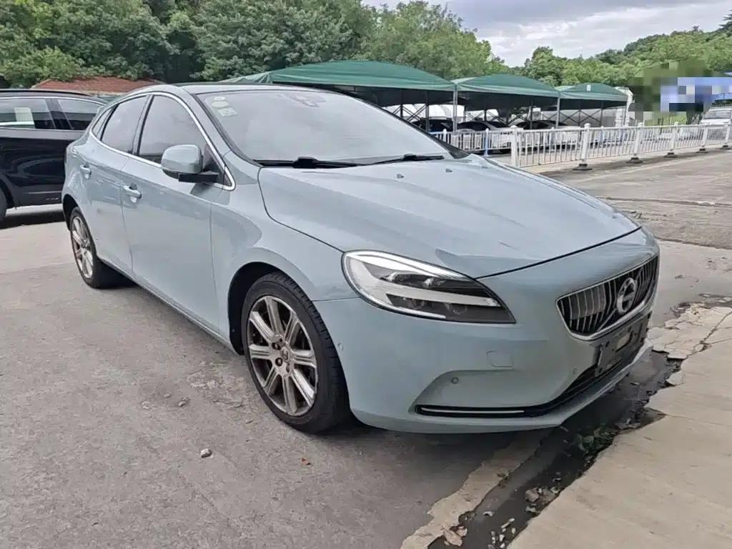 2018 Volvo V40 T3 Smart Edition — миниатюра 4
