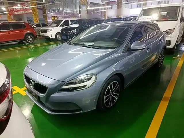2019 Volvo V40 T3 Smart Edition