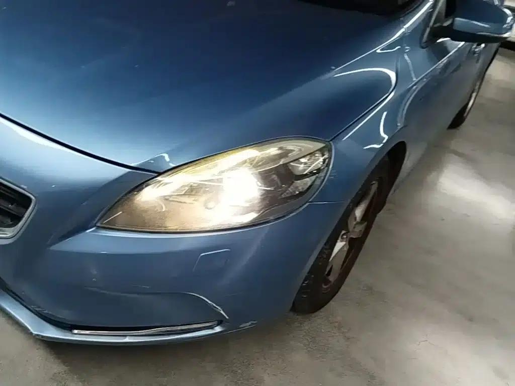 2016 Volvo V40 T3 Smart Edition — миниатюра 24